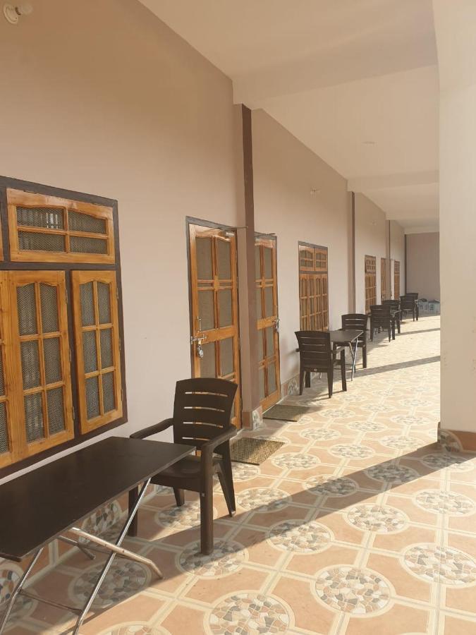 Hotel Jp International Naimisharanya Exterior foto